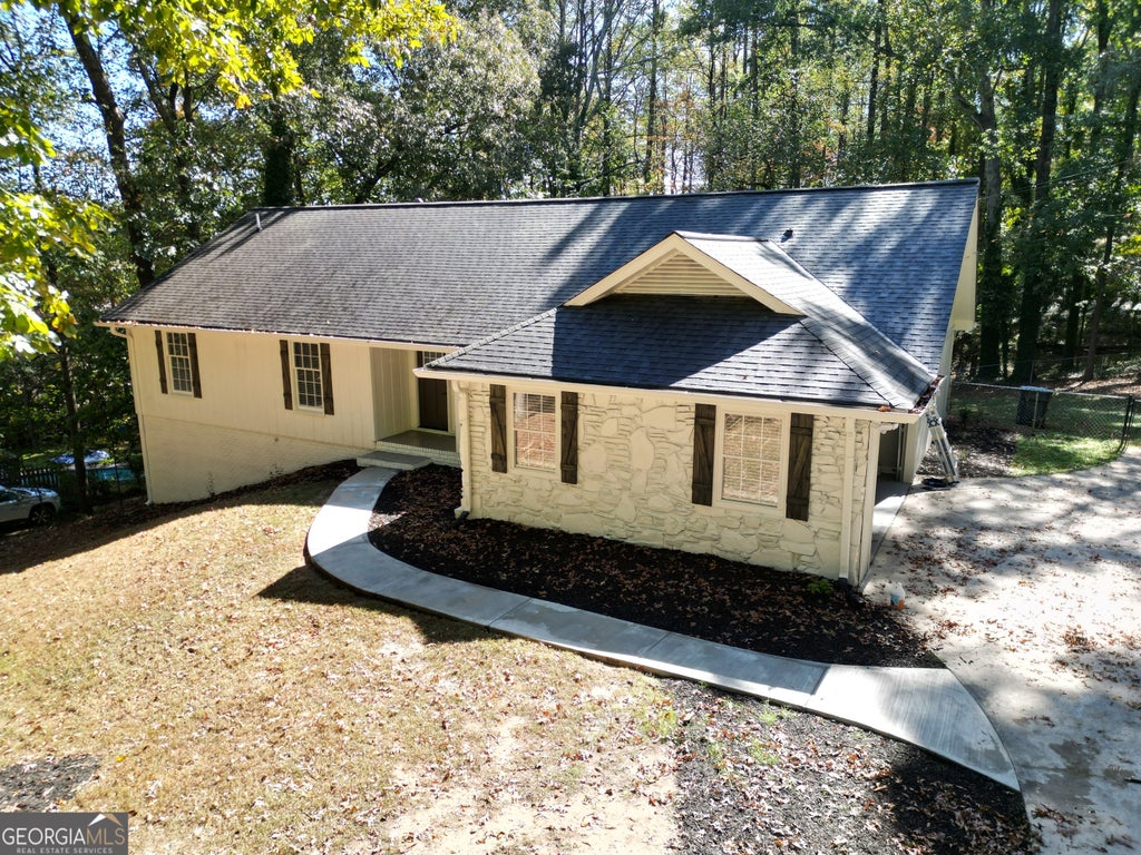 610 Pine Grove Road, Roswell