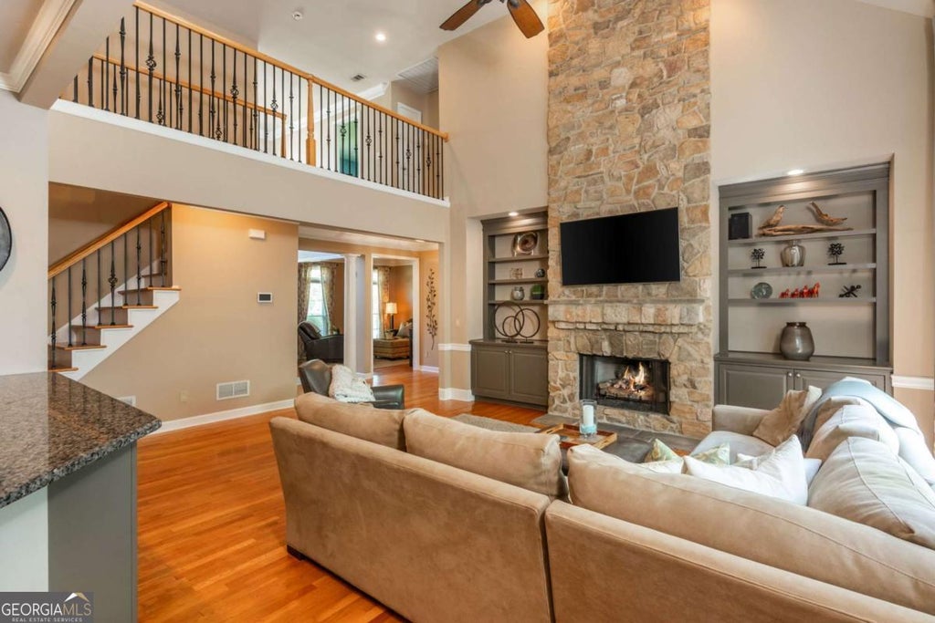 460 Hamilton Park Drive, Roswell