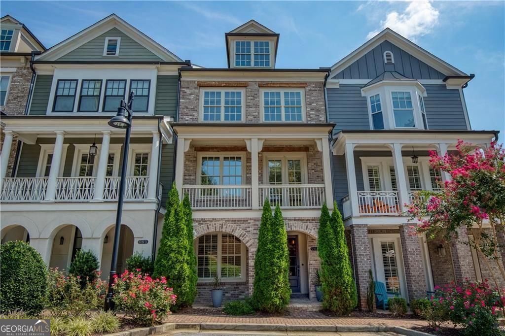 963 Forrest Street, Roswell