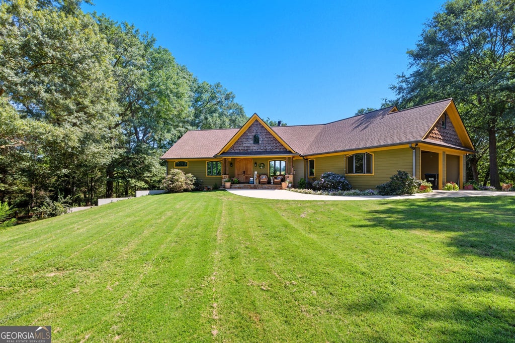 1320 Burroughs Road, Lavonia