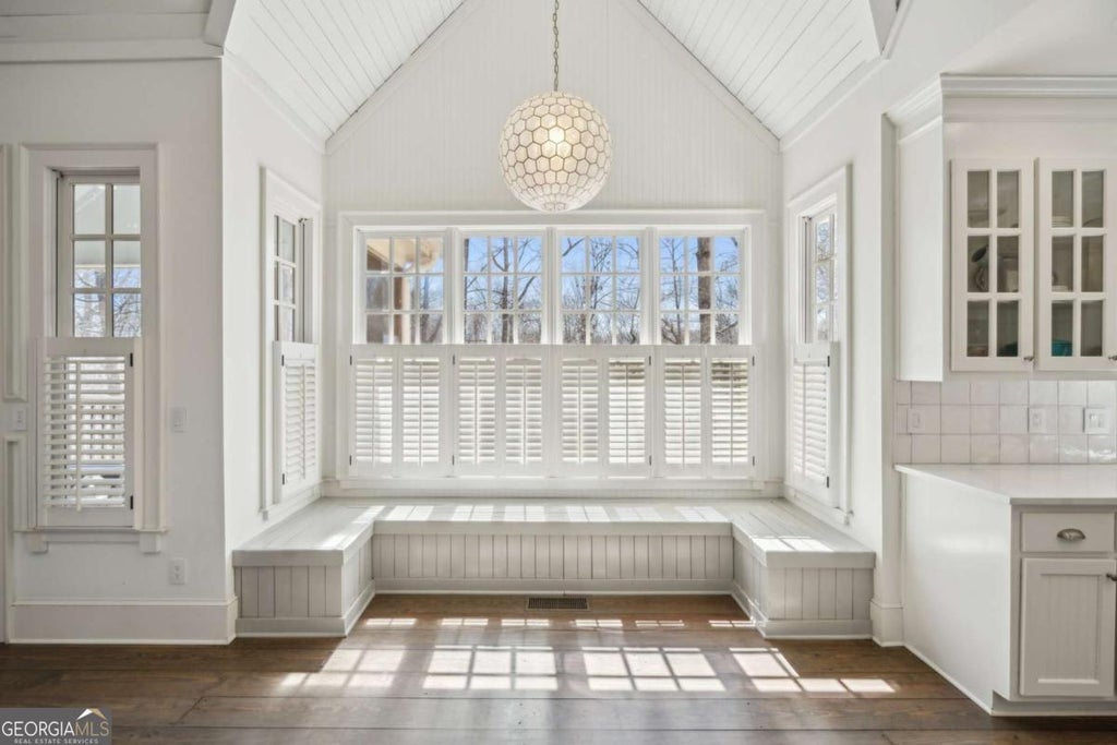 1070 Dogwood Way, Dawsonville