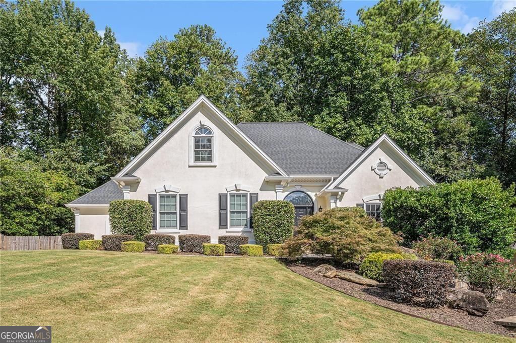 565 Leather Hinge Trail, Roswell