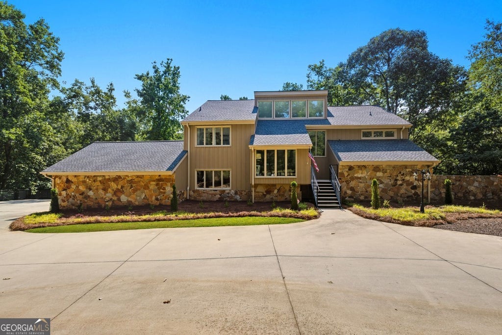 3680 Lamplighter Cove Road, Gainesville