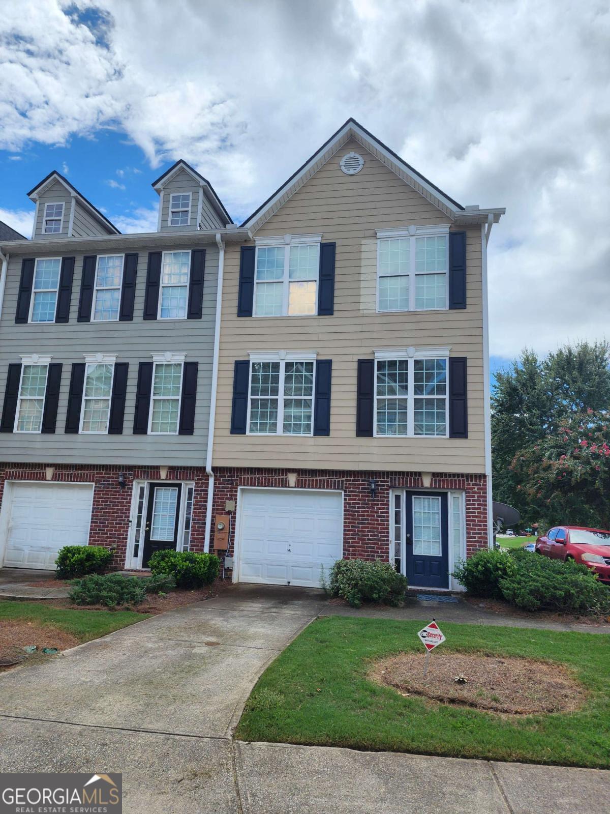 Photo of Listing #10608404