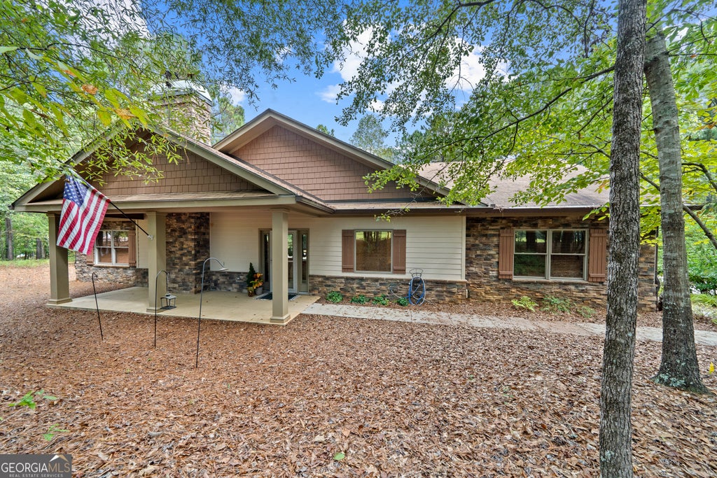 194 Deerfield Lane, Eatonton