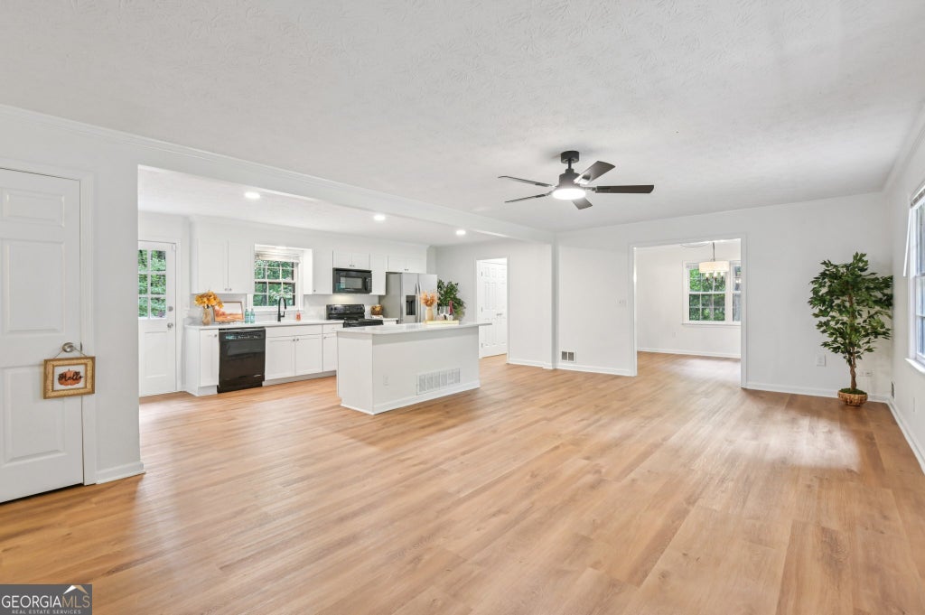 3735 Stonewall Drive Nw, Kennesaw