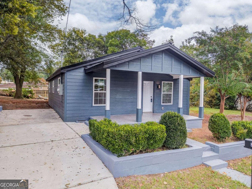 220 Stonewall Street, Cartersville