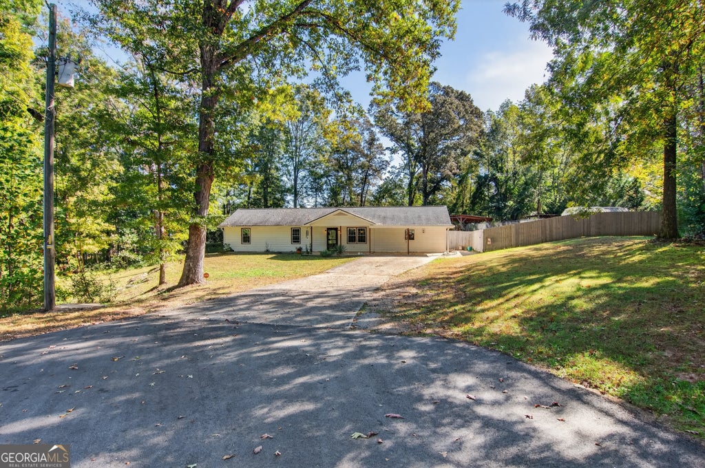 278 Oakwood Place, Mount Airy