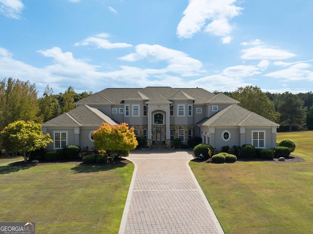 525 Waters Way, Fayetteville