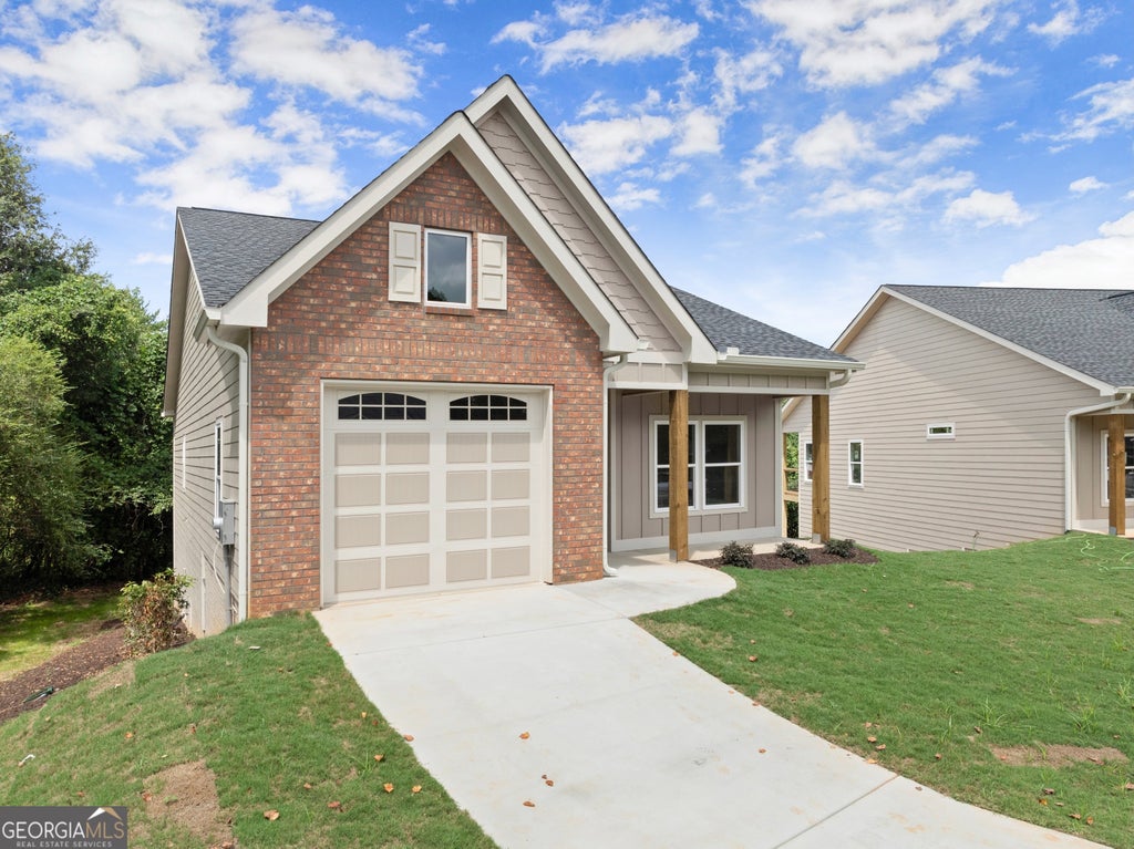 93 Colonial Drive, Cleveland