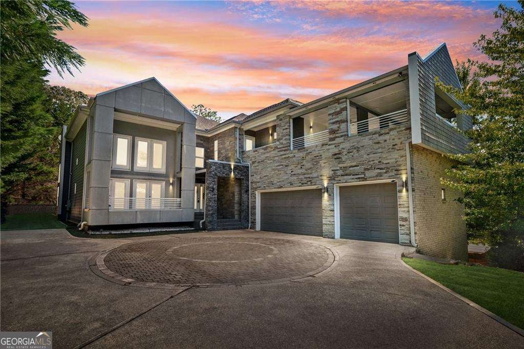 302 Summer Garden Drive, Marietta