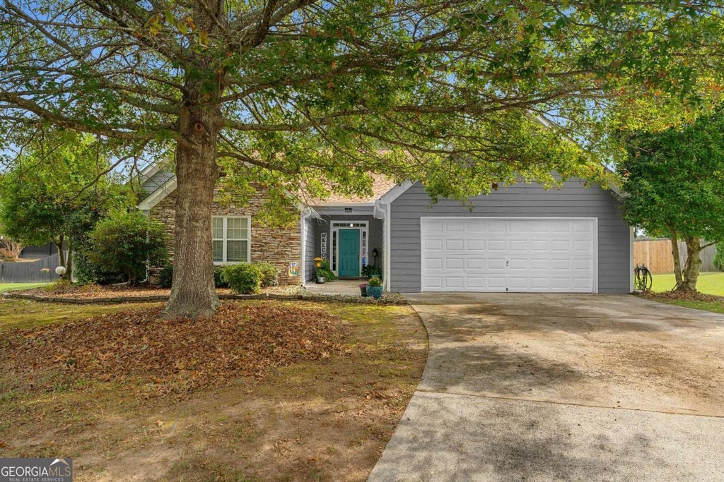 2553 Harvest Moon Court, Powder Springs
