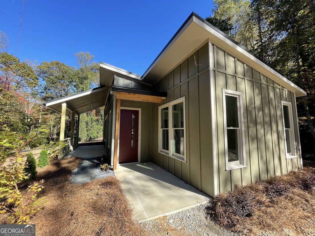 1806 Pinnacle Drive, Clayton