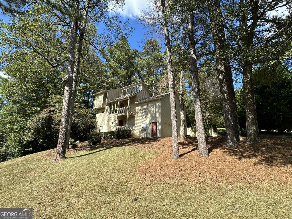 340 Farm Path, Roswell