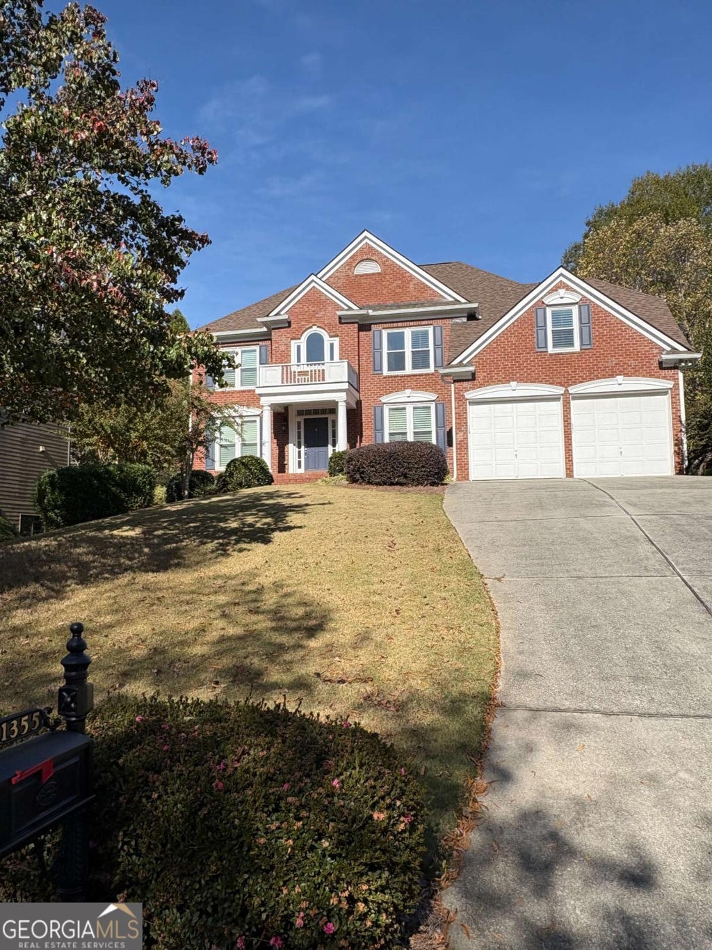1355 Chattahoochee Run Drive, Suwanee
