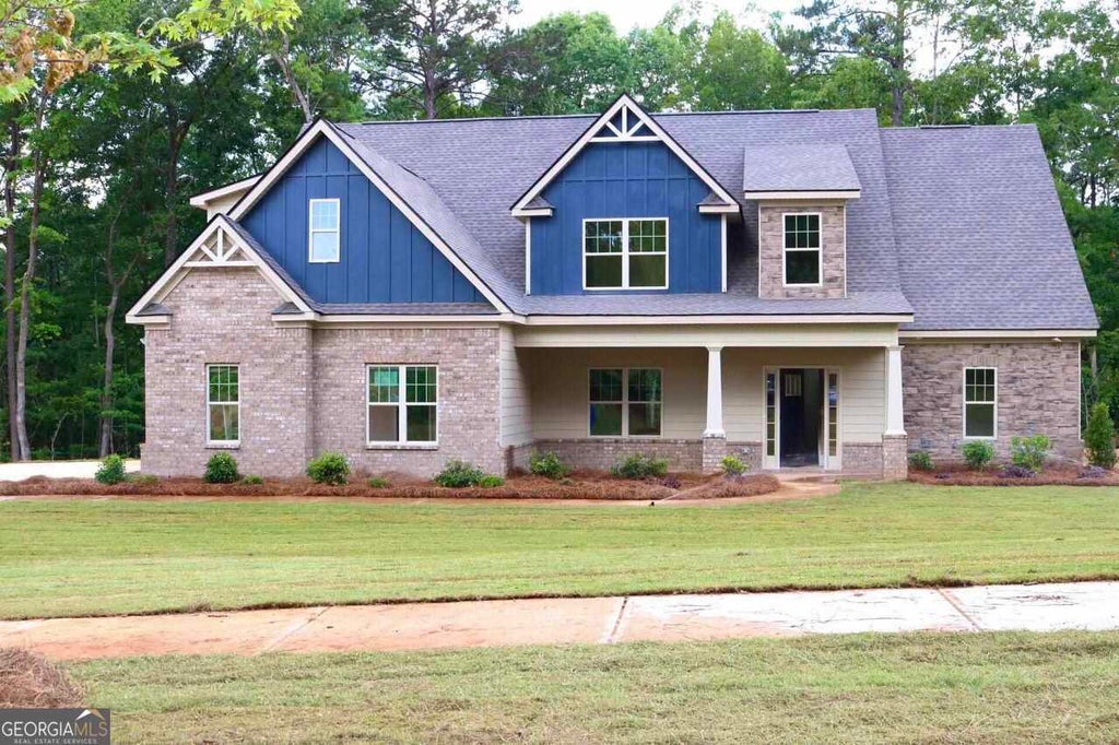 40 Timber Drive, Forsyth