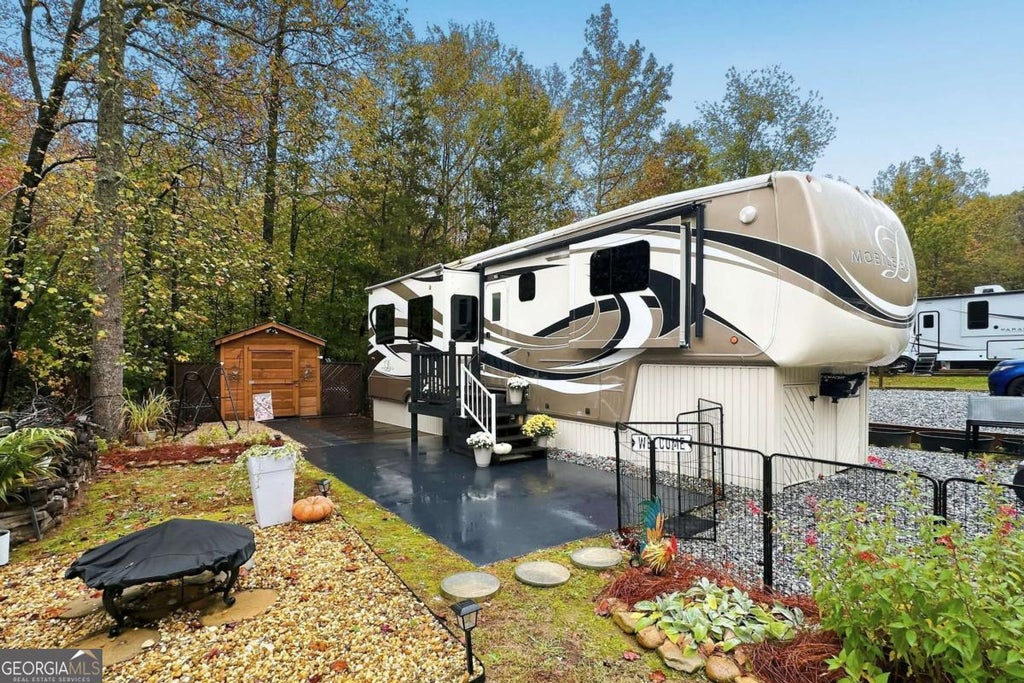 329 Leisure Acres Drive, Cleveland