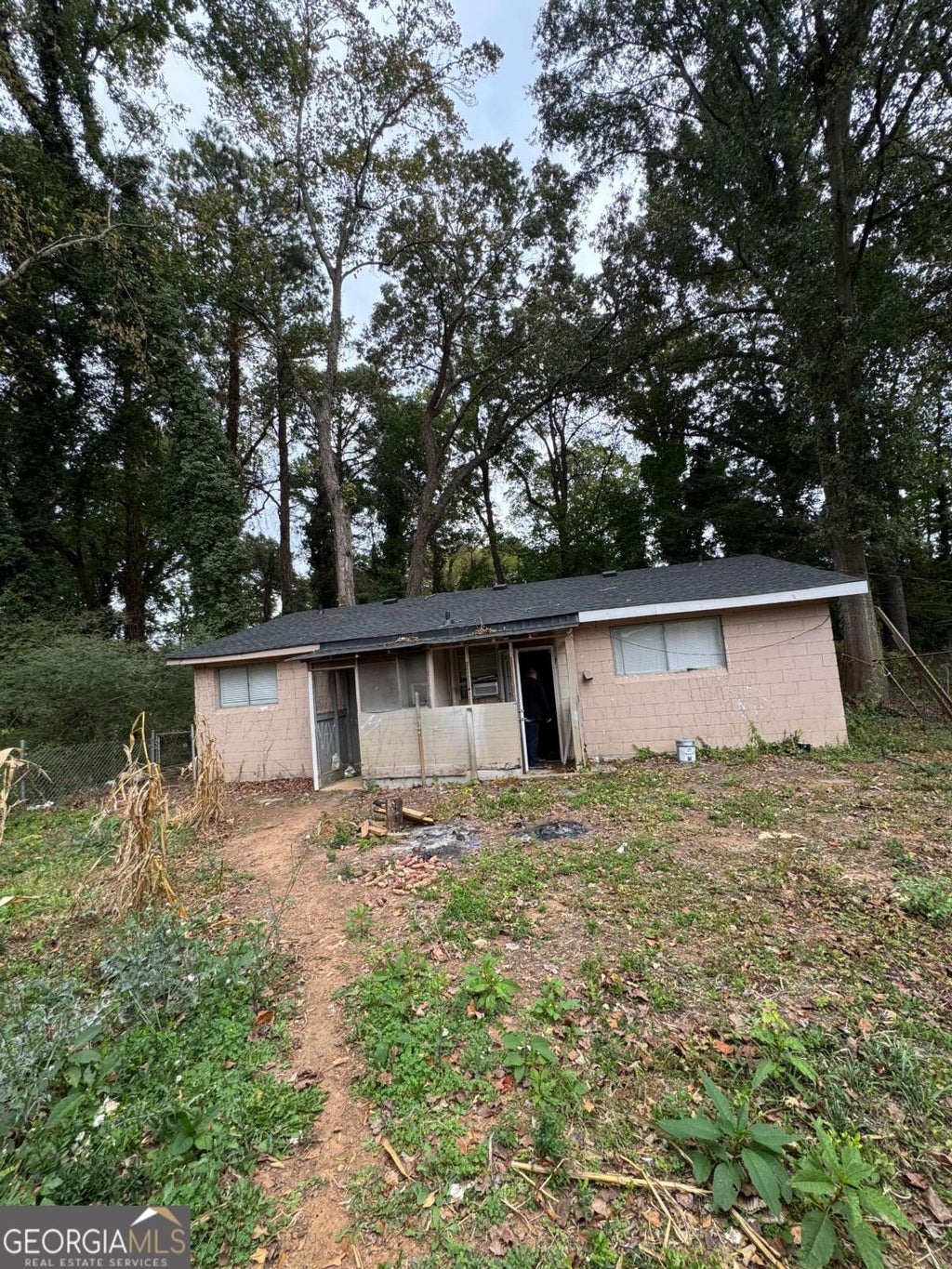 95 Cochran Road, Marietta