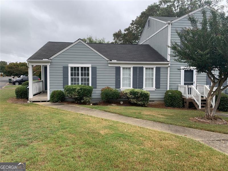 514 Harbor Lake Court, Marietta