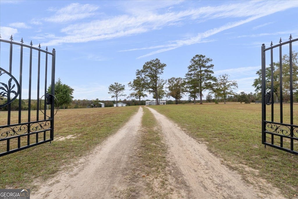 635 Snow Granade Road, Gordon