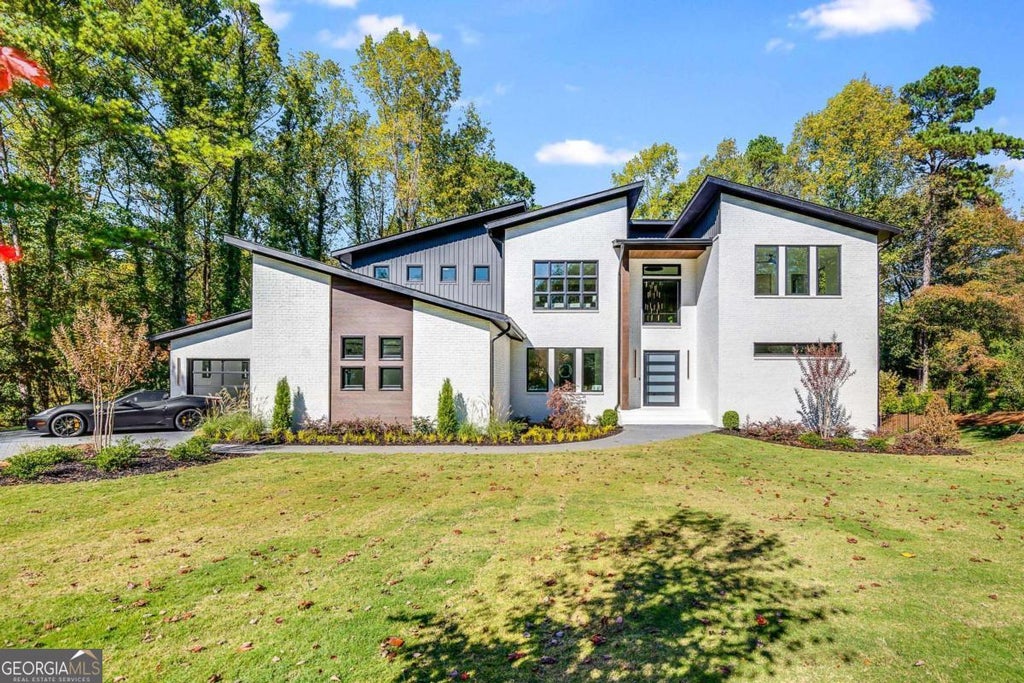 1000 Clementstone Drive, Sandy Springs