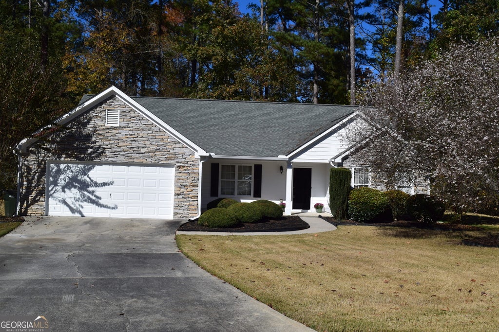 5303 Autumn Run Drive, Powder Springs