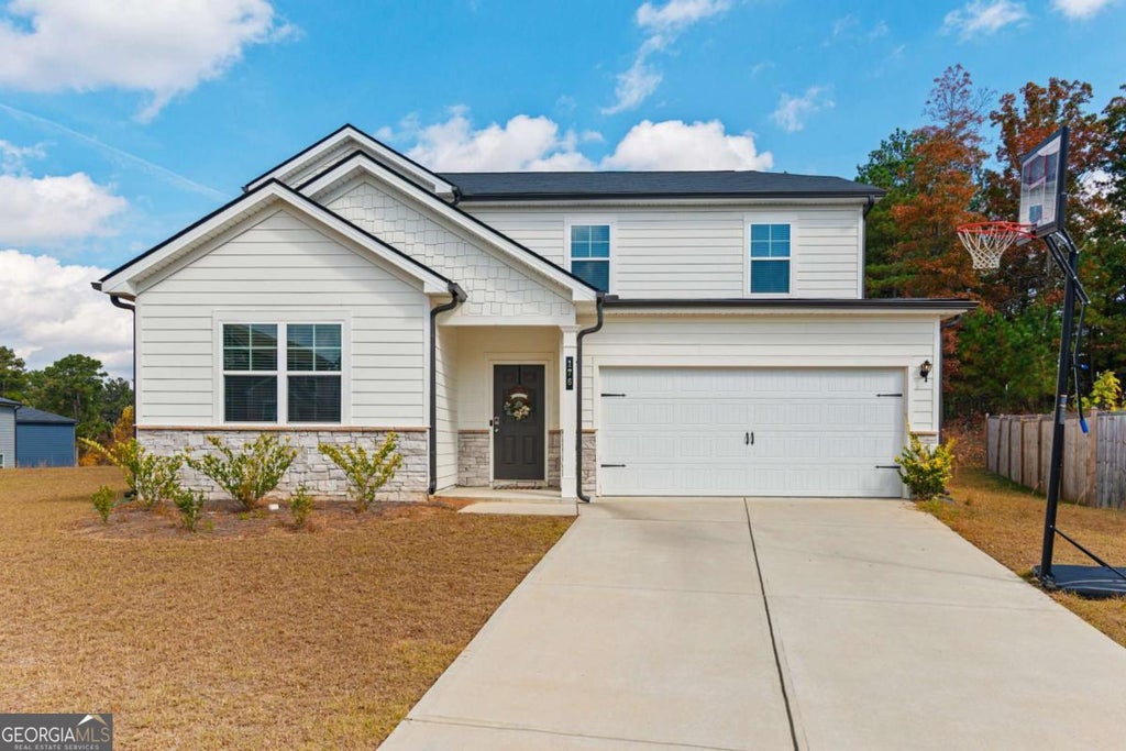 176 Summit Pointe Lane, Dallas