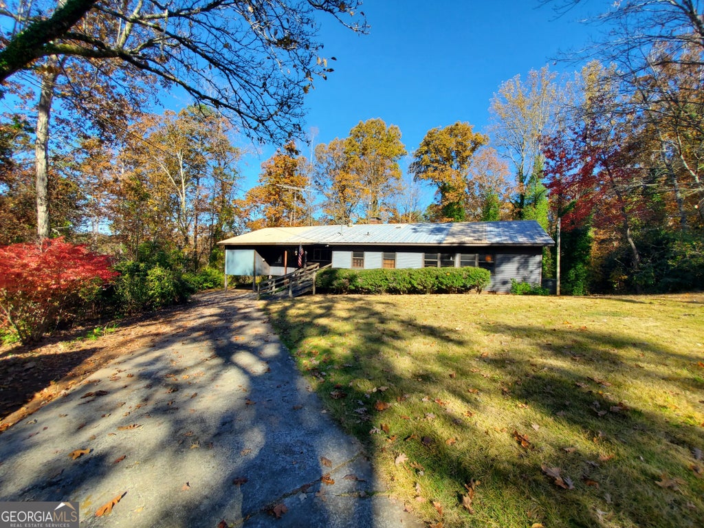 1116 Cody Road, Mount Airy