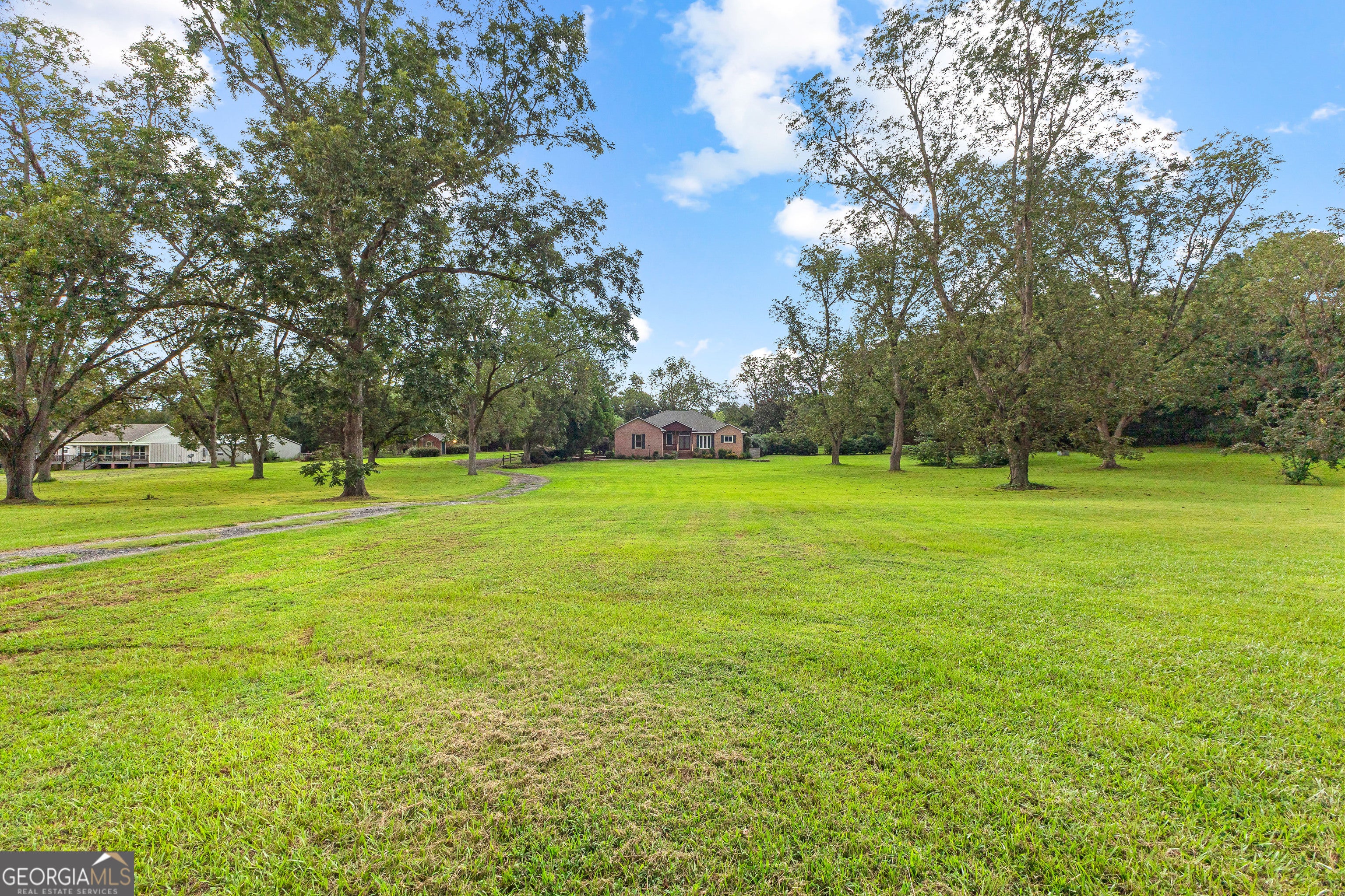 Photo of Listing #10645873