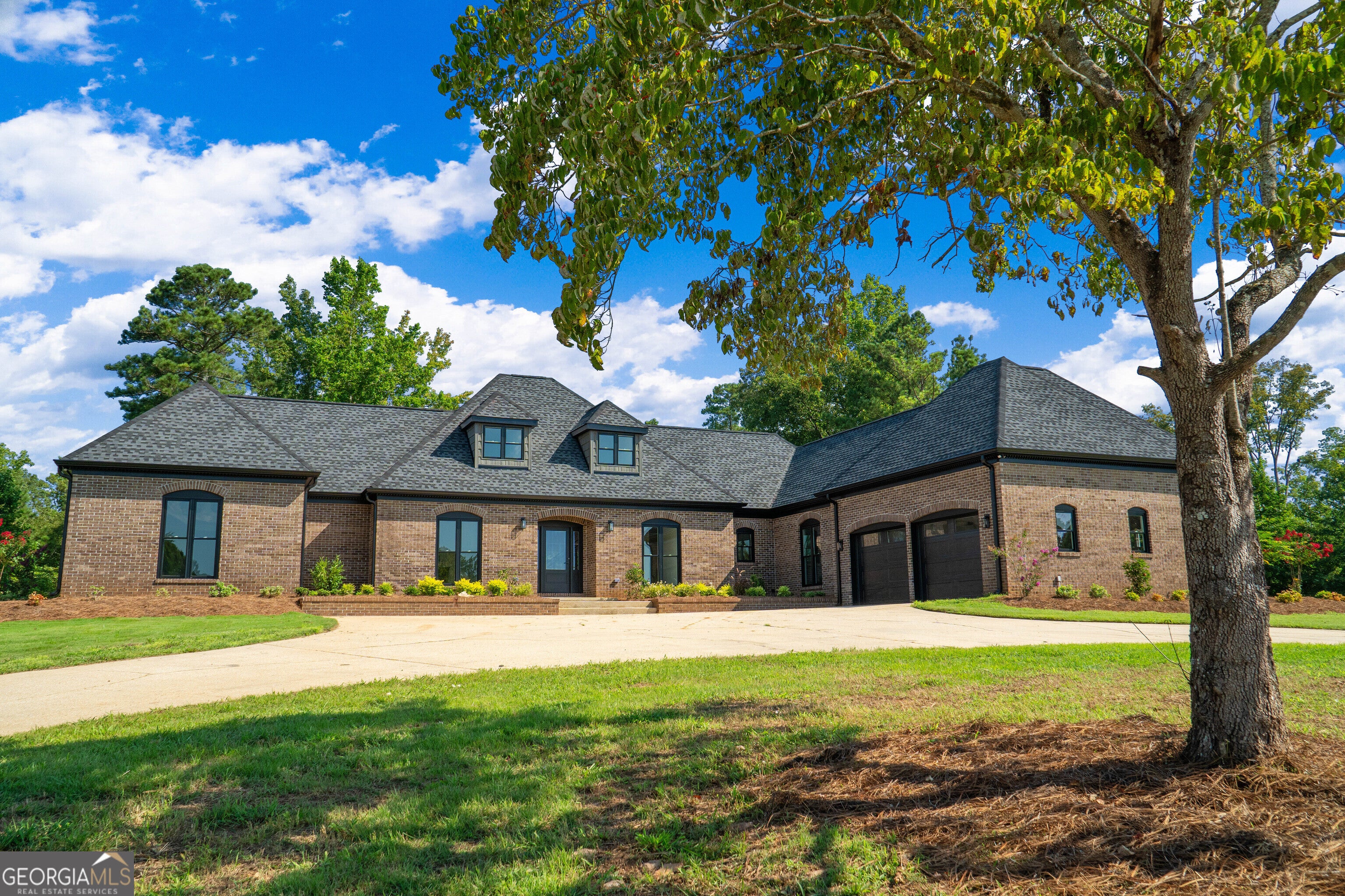 Photo of Listing #10660383