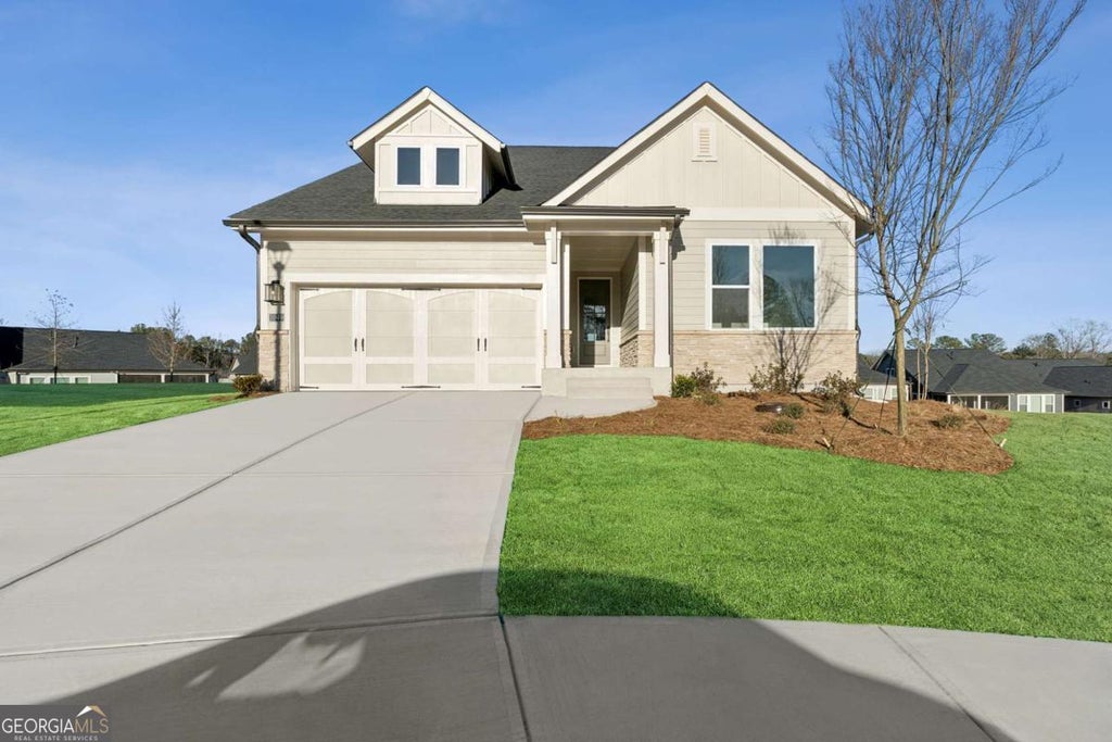 1049 Pine Bark Lane, Canton