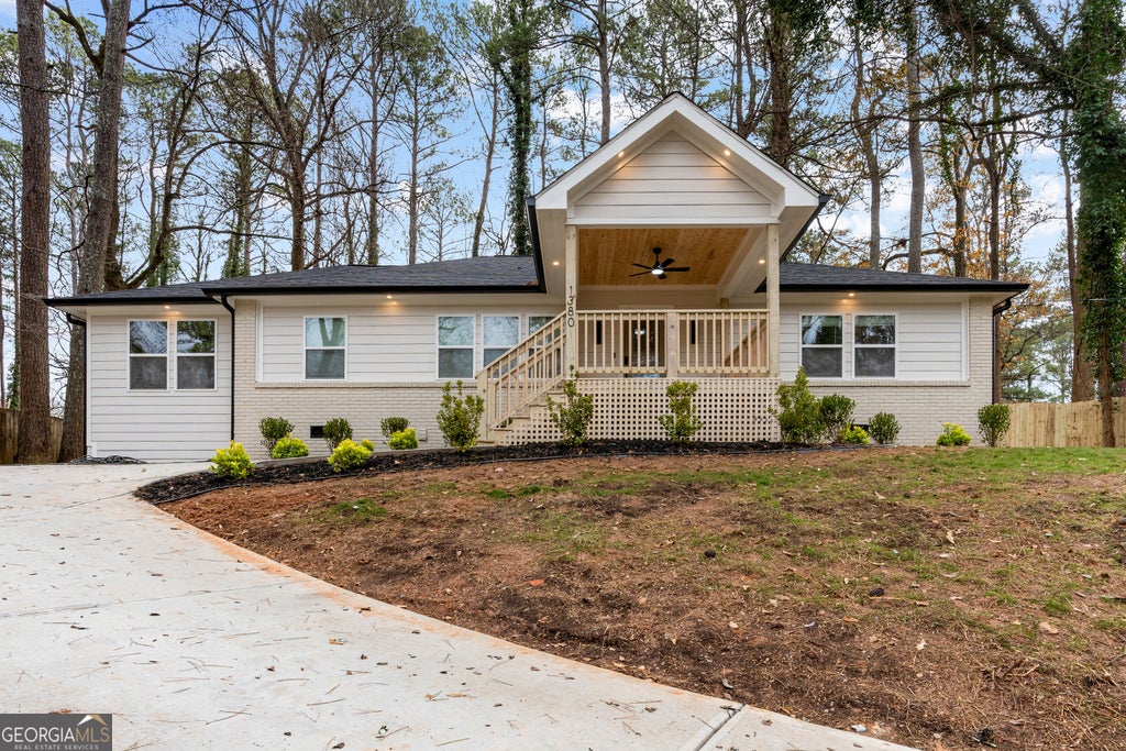 1380 Dogwood Circle Se, Smyrna