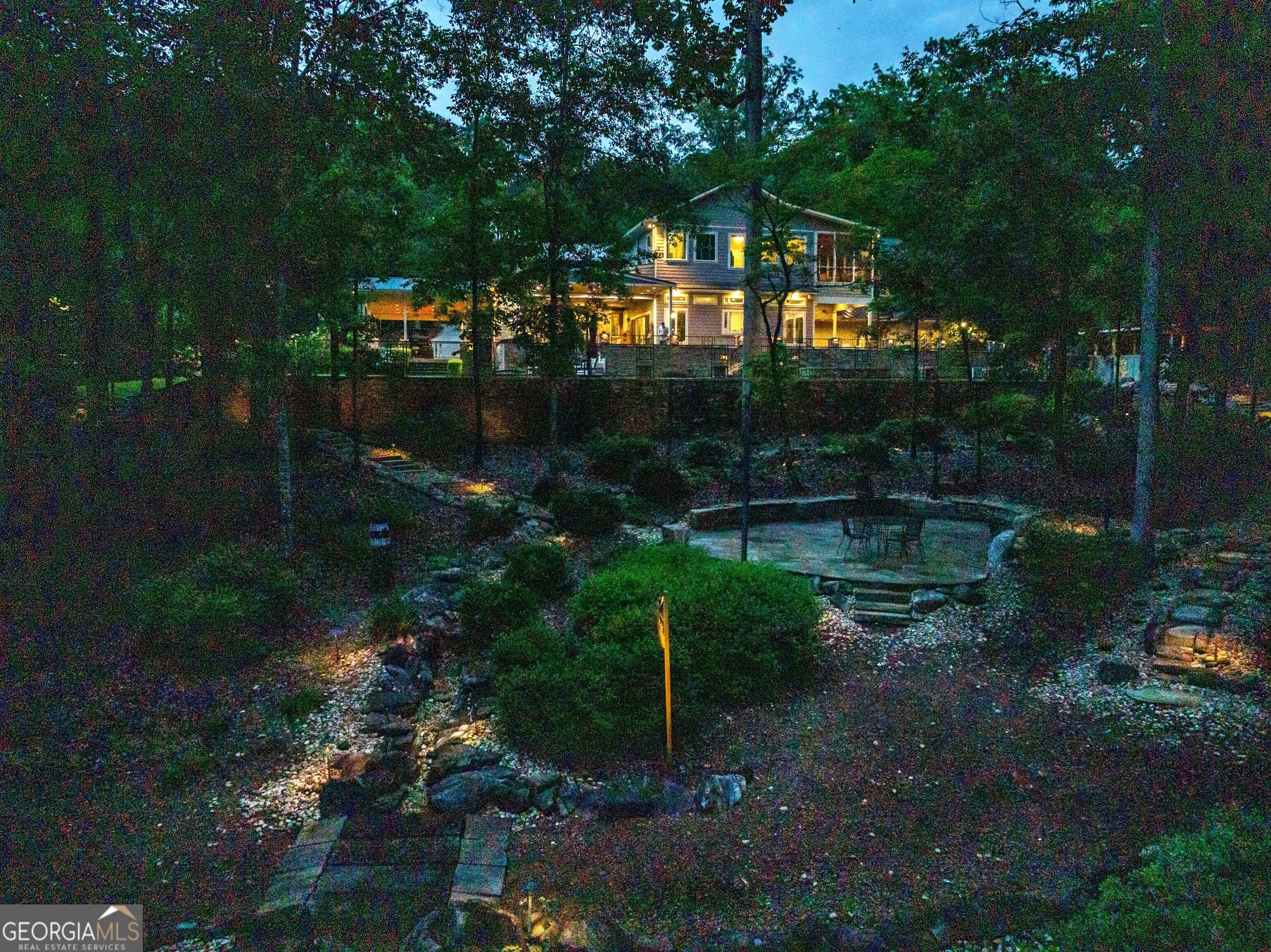 Photo of Listing #10669089