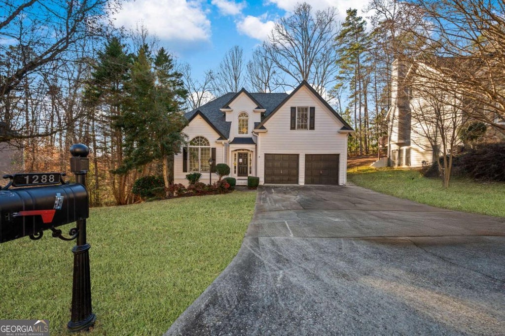 1288 Gate Post Lane, Powder Springs