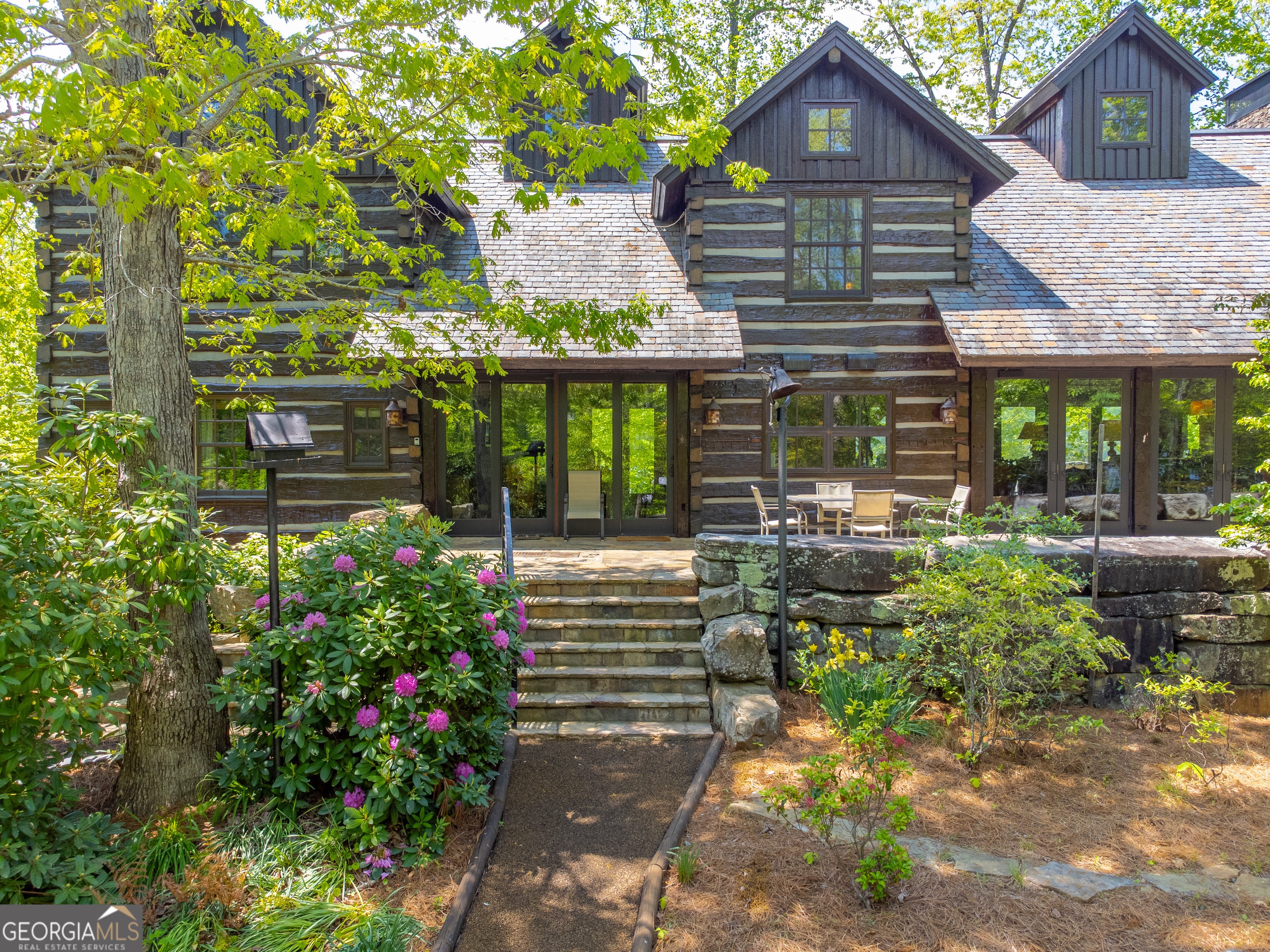 Photo of Listing #10673937