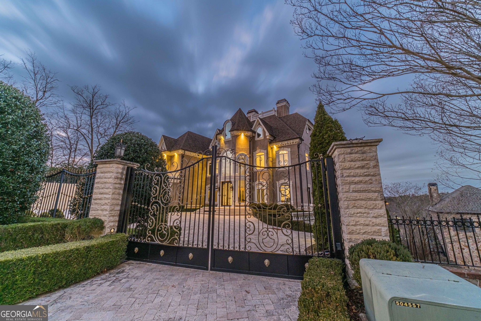 Photo of Listing #10675752