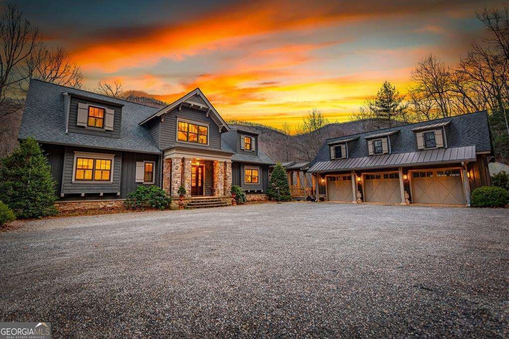 490 Red Wolf Run, Franklin