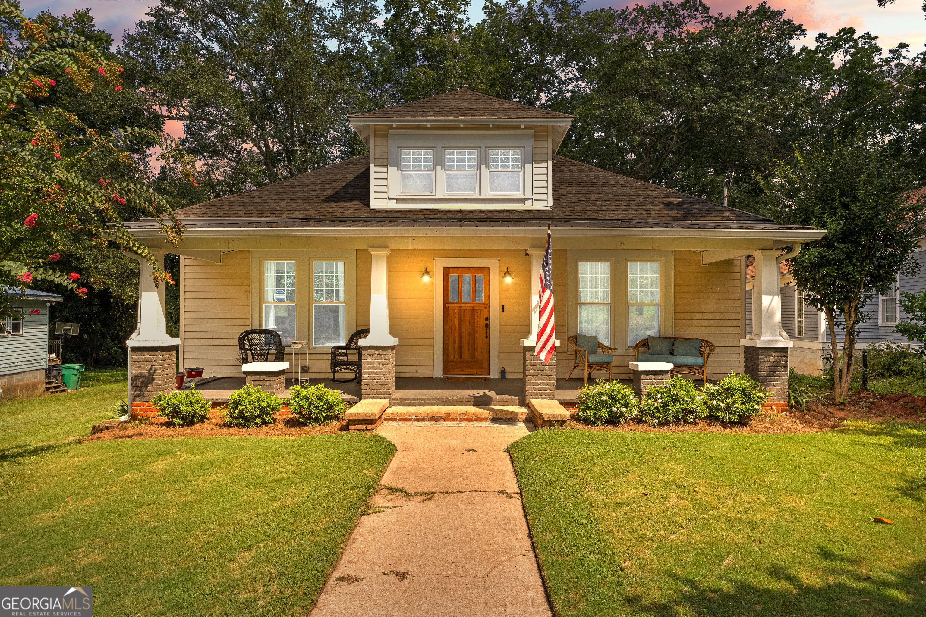 Photo of Listing #10677335