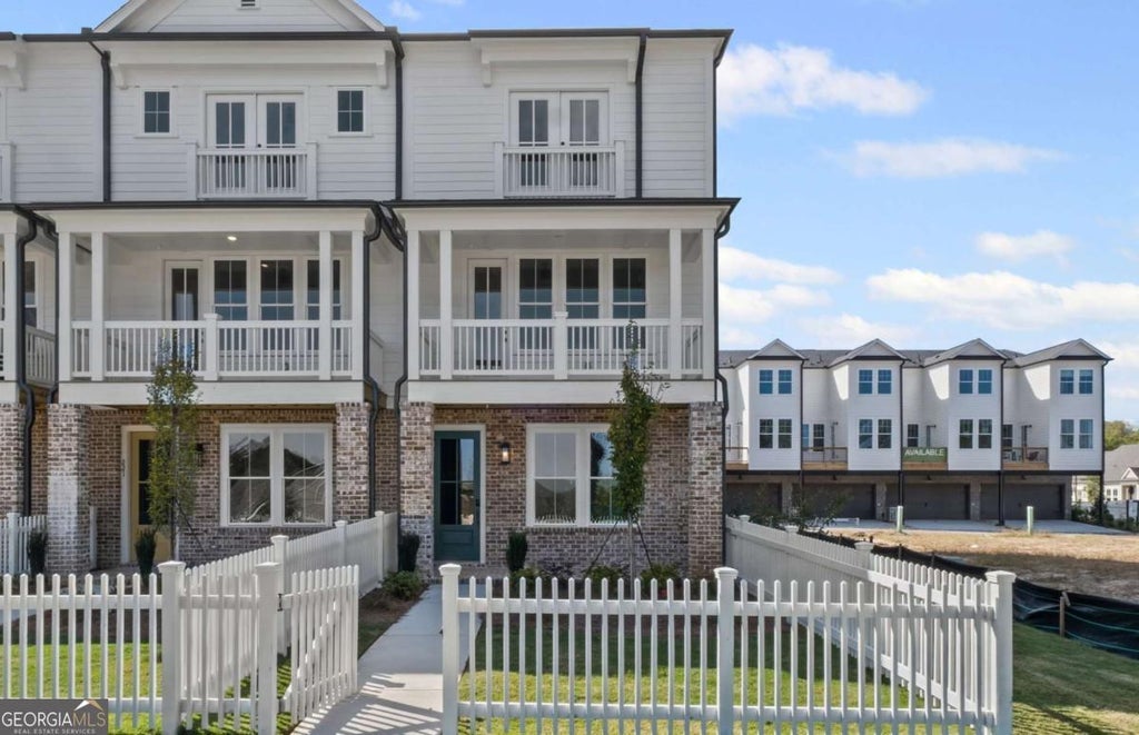 217 Village Overlook H3, Canton