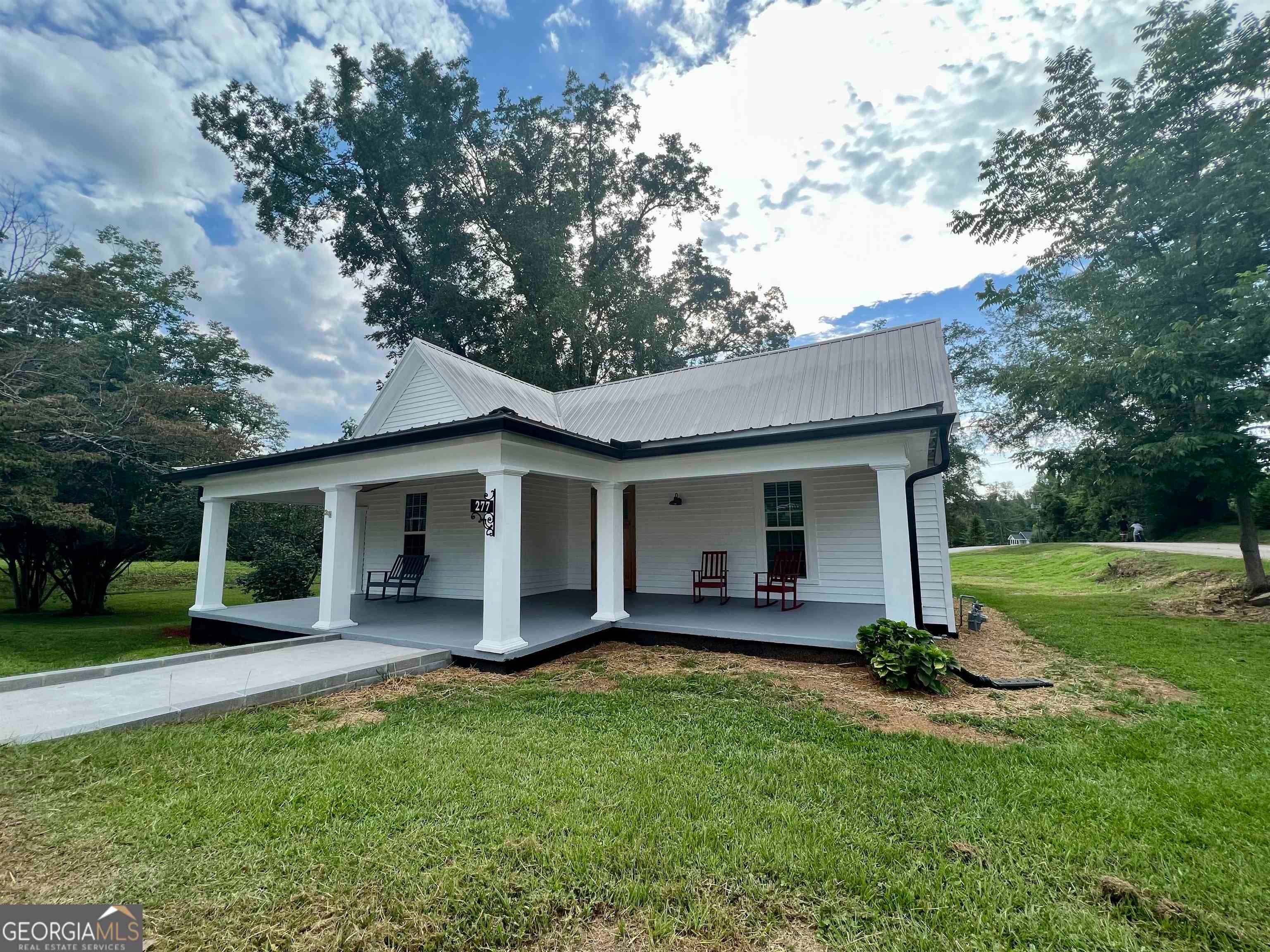 Photo of Listing #10689197