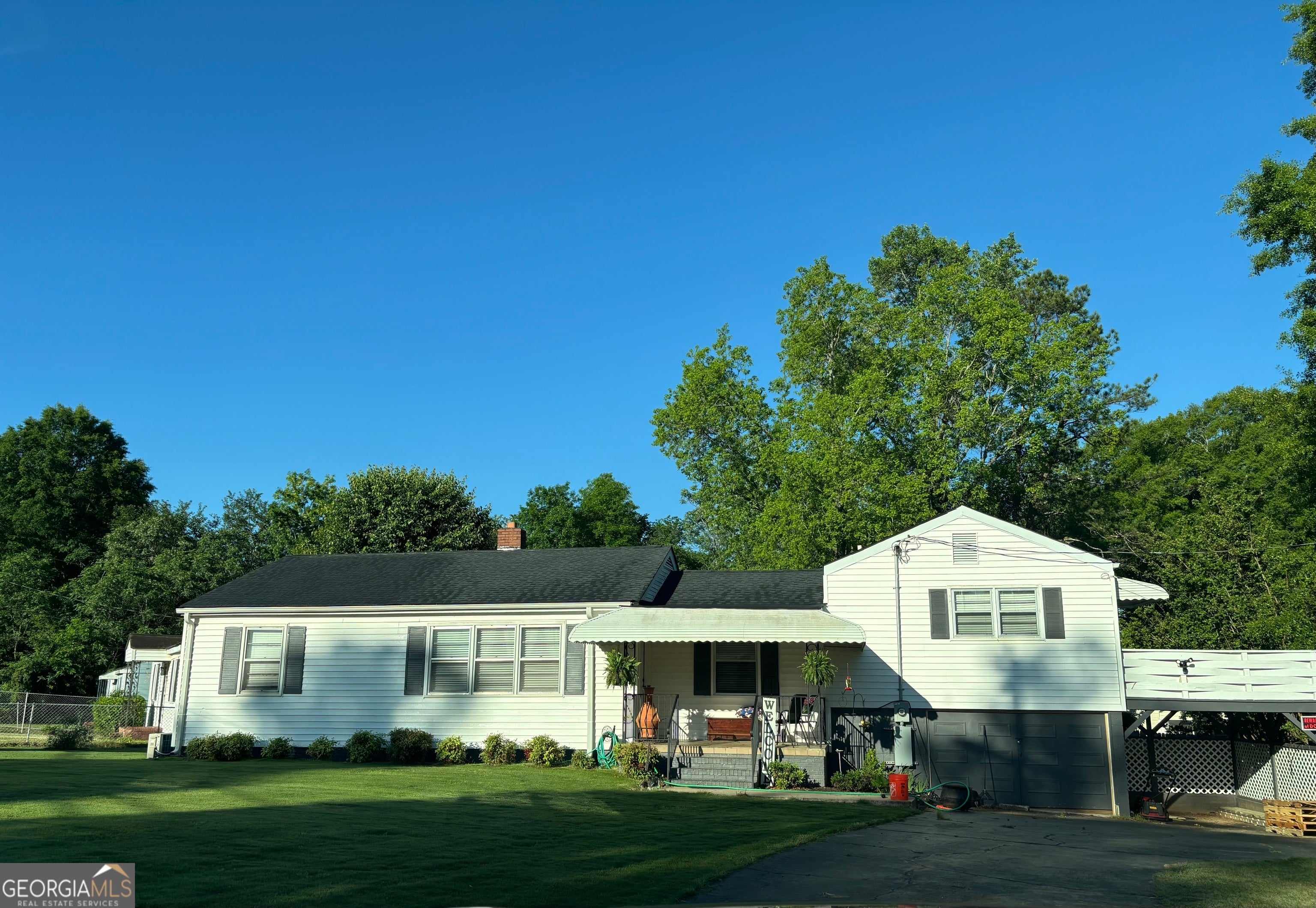 Photo of Listing #10693820