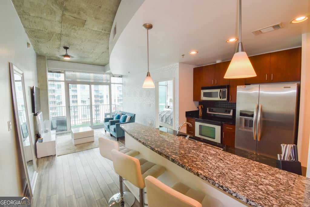 250 Pharr Road 1103, Atlanta