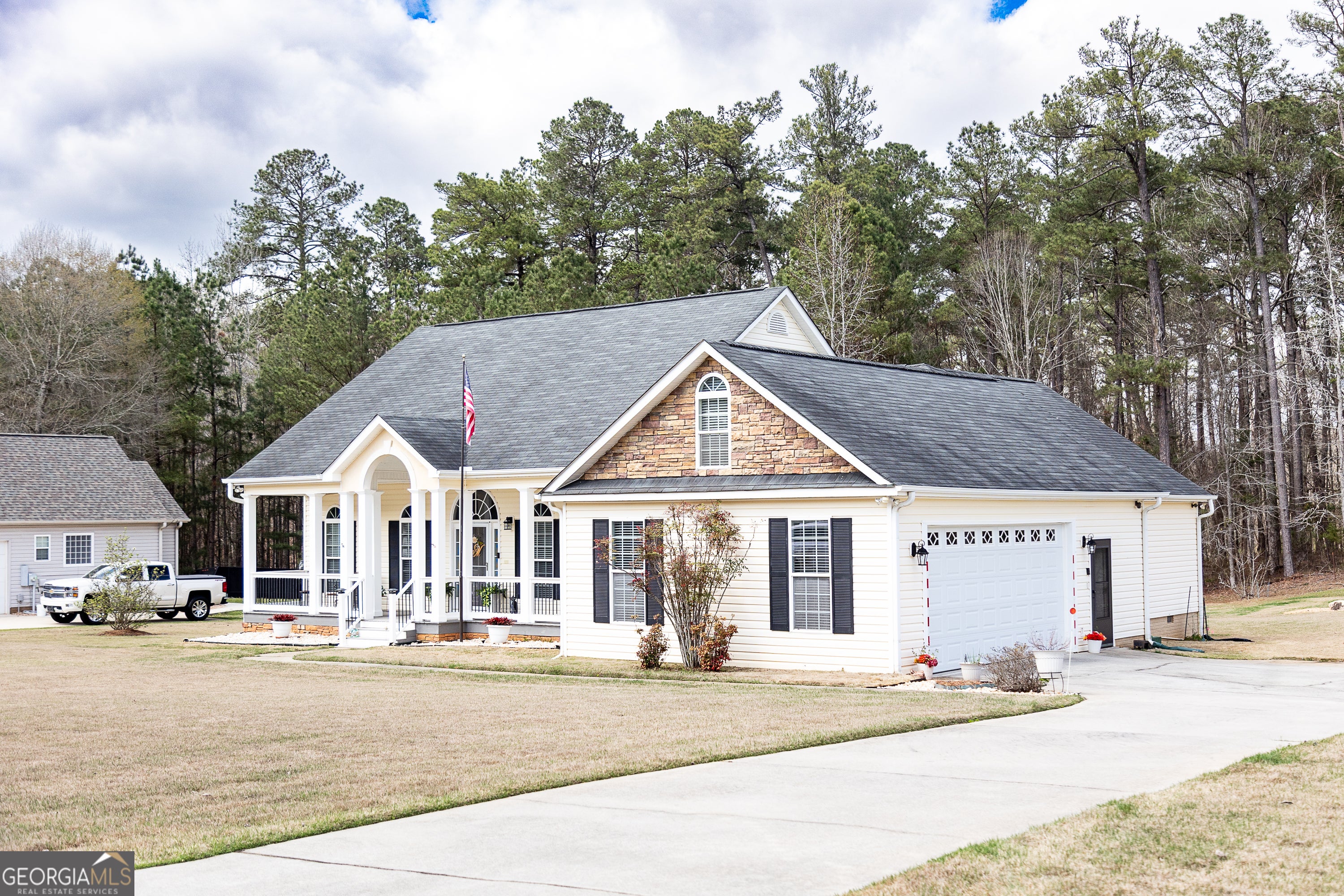 Photo of Listing #10712290