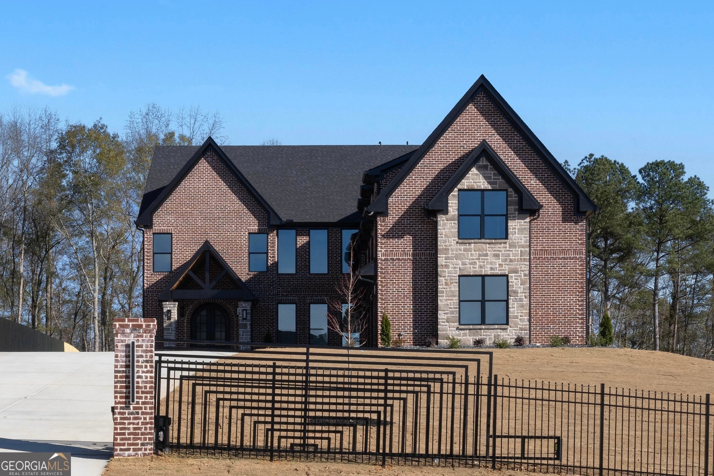 Photo of Listing #10658675