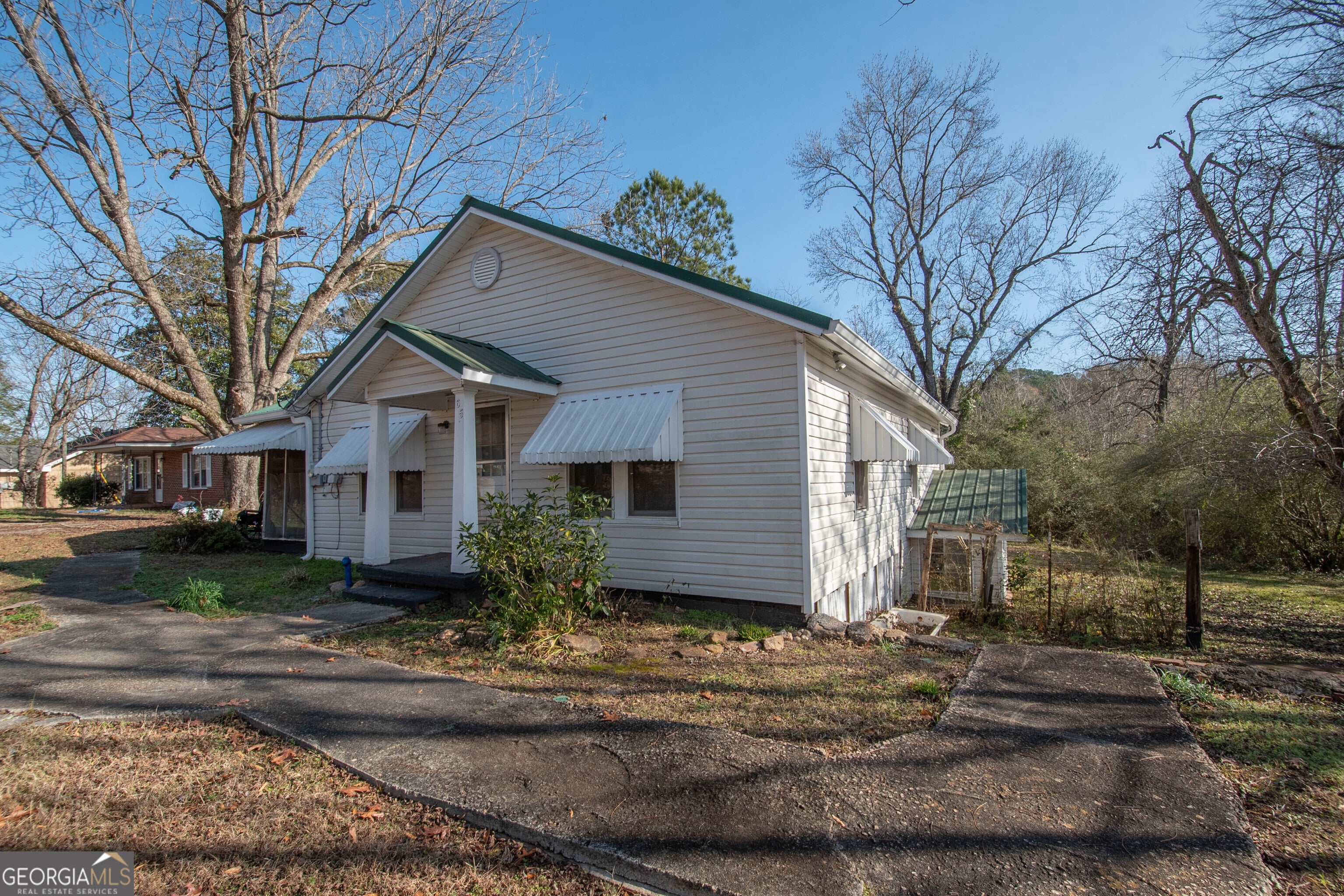 Photo of Listing #10690093