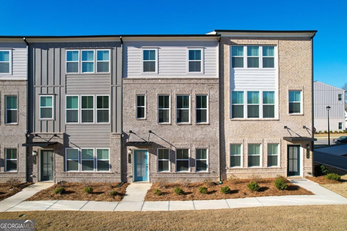 Photo of Listing #10697628