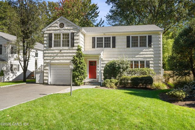 27 Sachem Lane, Greenwich