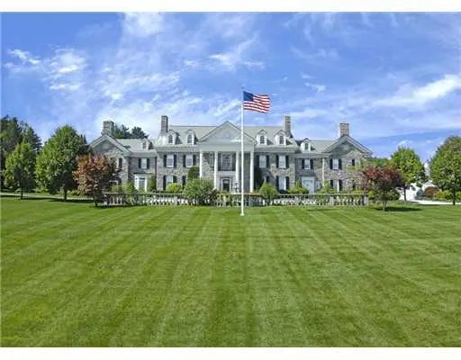 550 Round Hill Road, Greenwich