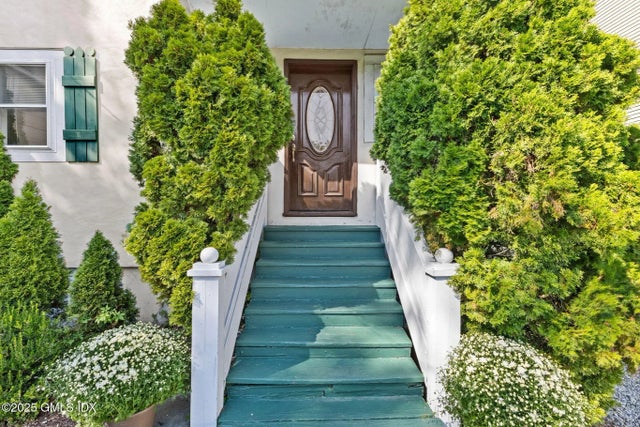 75 Ritch Avenue A, Greenwich