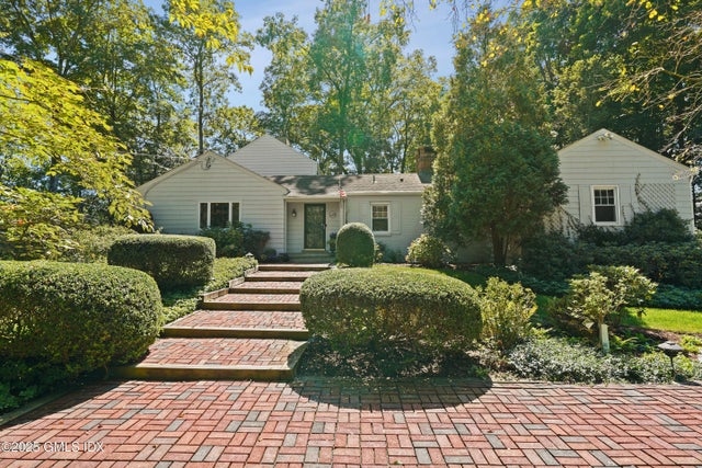 24 Sawmill Lane, Greenwich